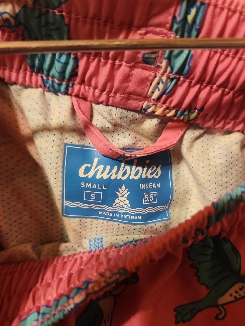 Chubbies Swim Board Shorts with Blue Toucan Print Size Small NWOT